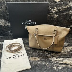 Coach Elise taupe purse